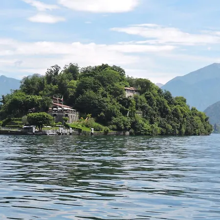 Dema-2 By Interhome Меццегра