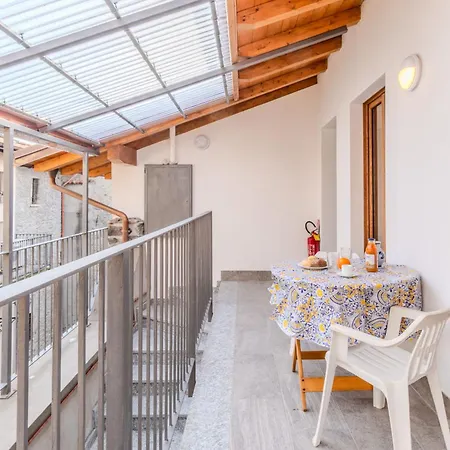 Dema-2 By Interhome Меццегра