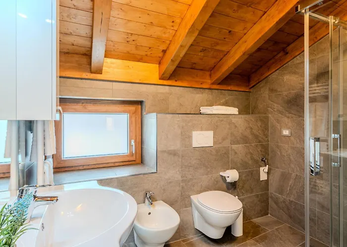 Dema-2 By Interhome Apartmán Mezzegra